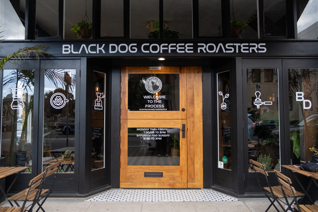Front of Black Dog Coffee Roasters Coffee Shop.