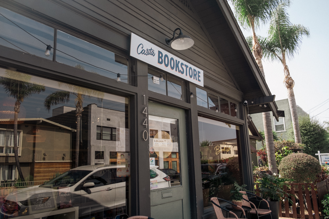 The exterior view of Casita, a bookstore on 4th street in Long Beach.