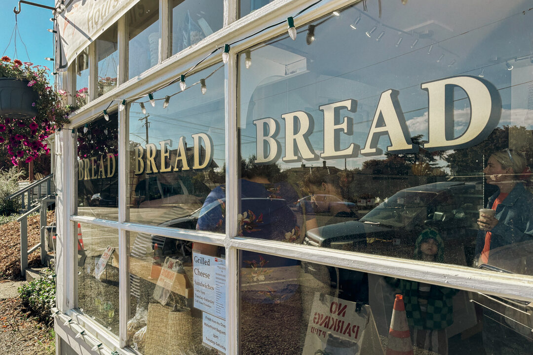 The window art of Pane d'Amore Artisan Bakery in Port Townsend.