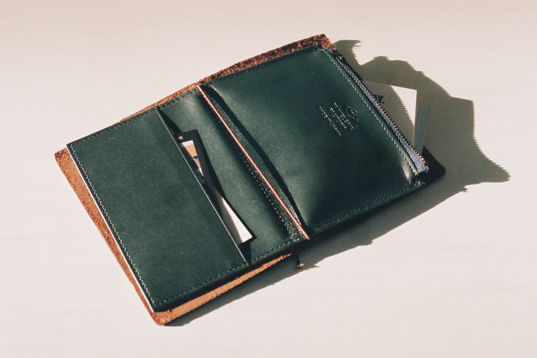 TF Original leather zipper case in Passport Size in navy.